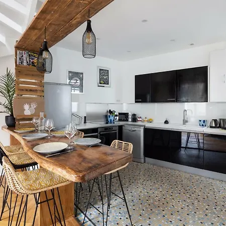 Les Ducs By Cocoonr * Nantes